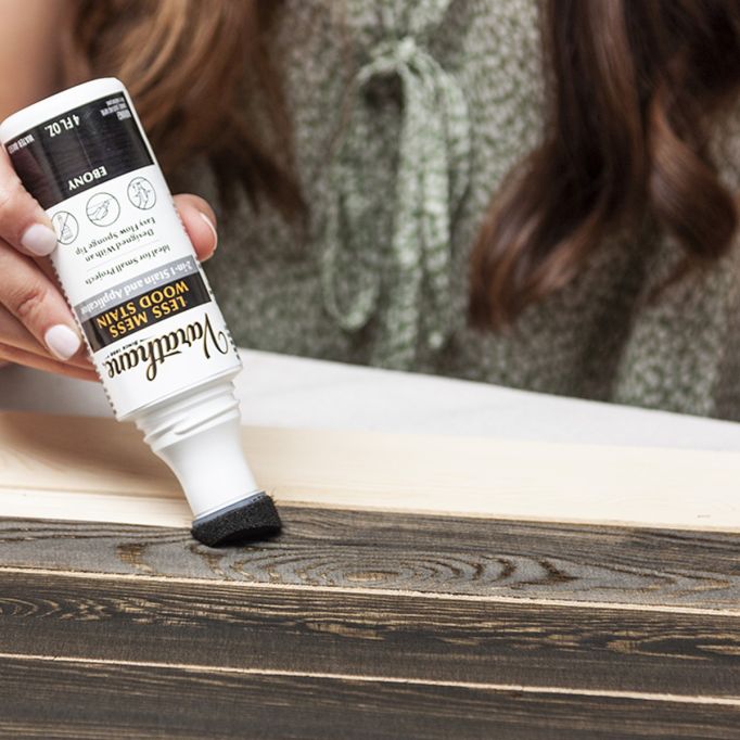 Varathane 4oz Semi-Transparent Ebony Water-Based Less Mess 2-in-1 Wood Stain & Applicator
