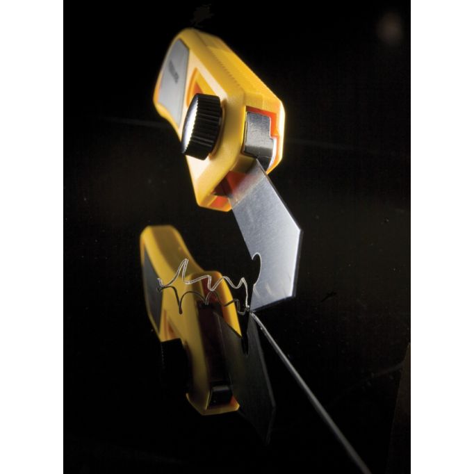 OLFA Plastic / Laminate Cutter