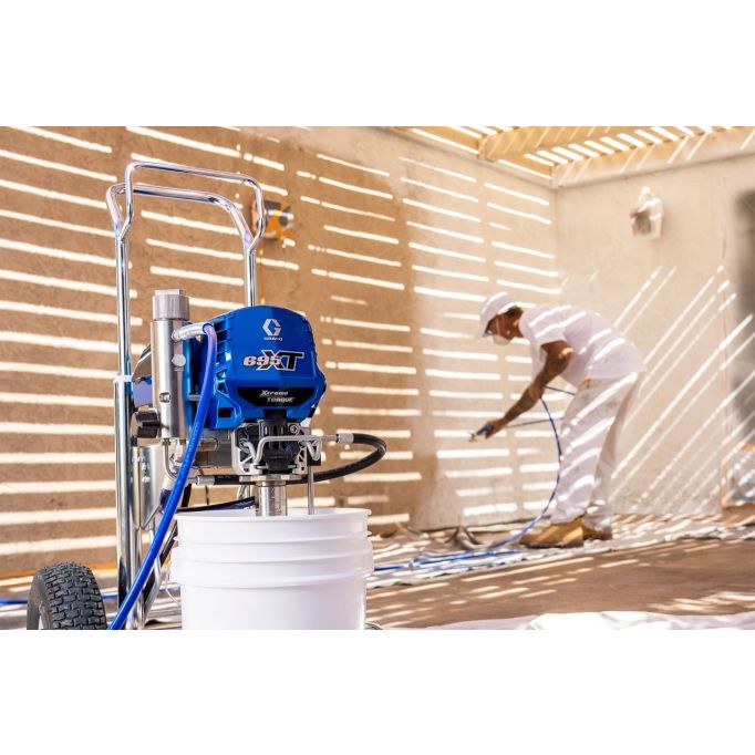 Graco Ultra 695 XT Standard Series Electric Airless Sprayer (Hi-Boy)