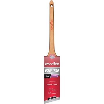Wooster 1-1/2" Ultra/Pro Soft Thin Angle Sash Nylon Brush