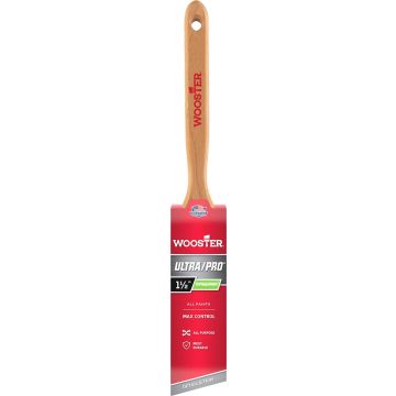 Wooster 1-1/2" Ultra/Pro Extra Firm Angle Sash Paint Brush
