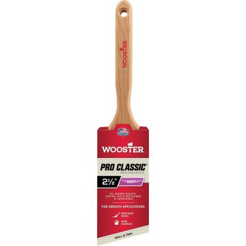Wooster 2-1/2" Pro Classic White China Soft Bristle Angle Sash Paint Brush