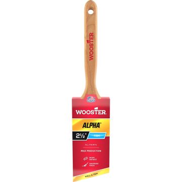 Wooster 2-1/2" Alpha Firm Angle Sash Paint Brush