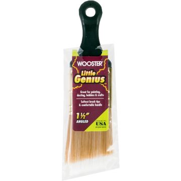 Wooster 1-1/2" Firm Little Genius Angled Short Paint Brush