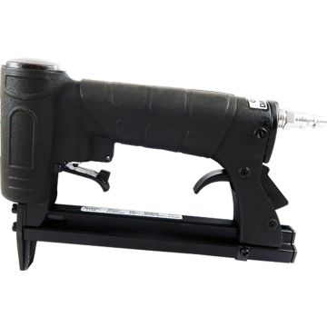 Merit Pro Professional Air Stapler w/ Plastic Case
